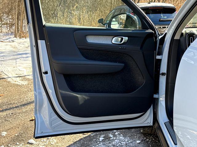 new 2026 Volvo XC40 car, priced at $50,150