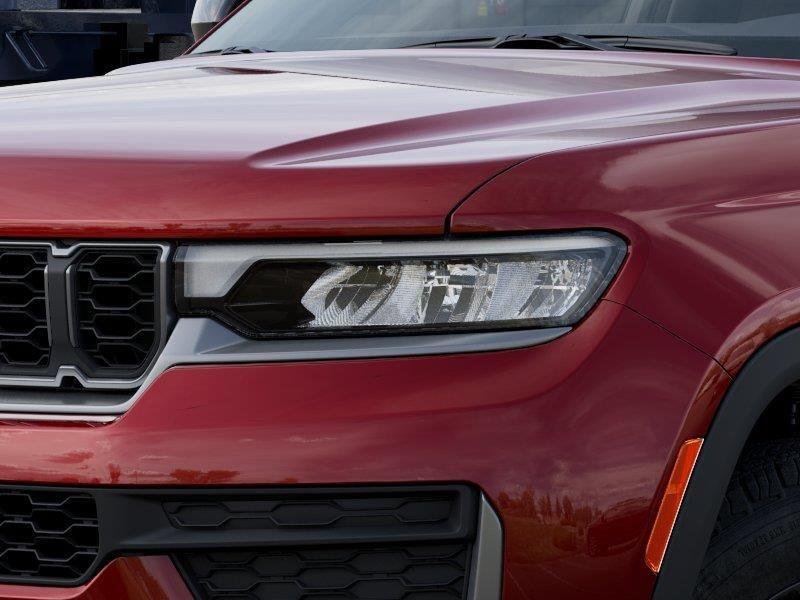 new 2026 Jeep Grand Cherokee car, priced at $48,575