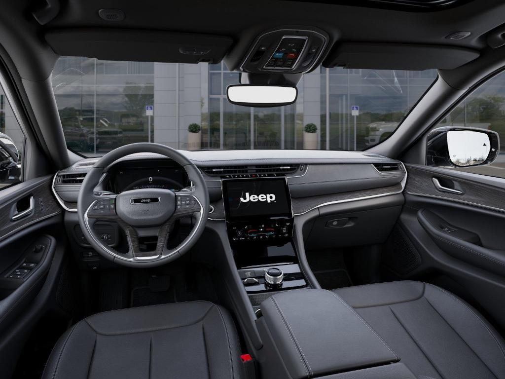 new 2025 Jeep Grand Cherokee car, priced at $50,010