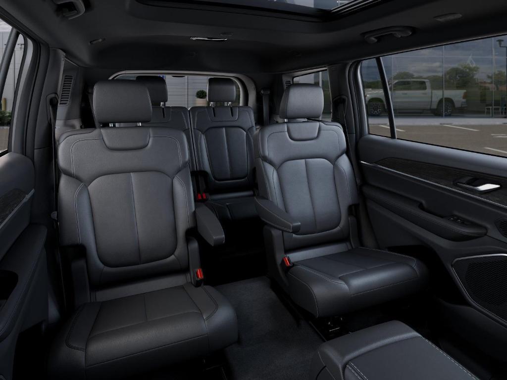 new 2026 Jeep Grand Cherokee L car