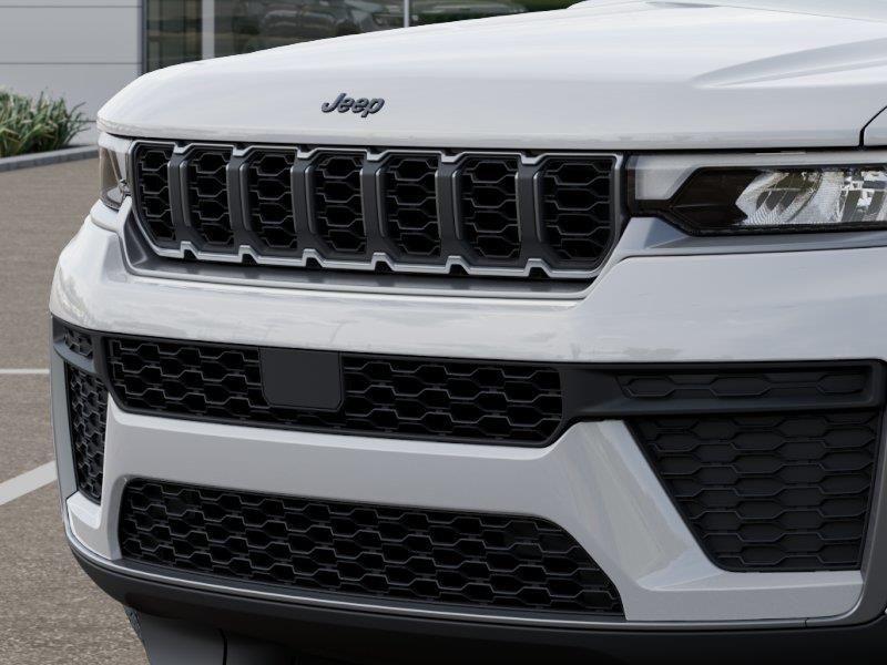 new 2026 Jeep Grand Cherokee car, priced at $48,575