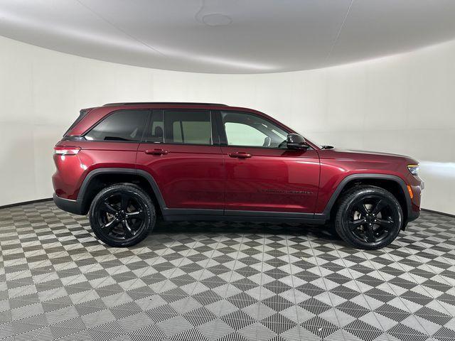 used 2023 Jeep Grand Cherokee car, priced at $31,445