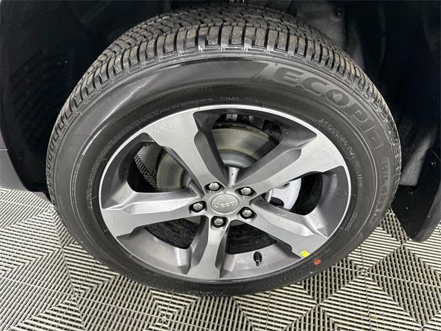 new 2026 Jeep Grand Cherokee car, priced at $49,465