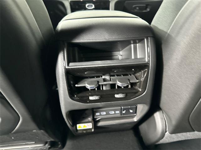 new 2026 Jeep Grand Cherokee car, priced at $49,465