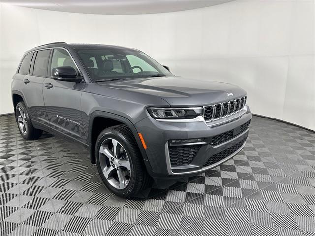 new 2026 Jeep Grand Cherokee car, priced at $49,465