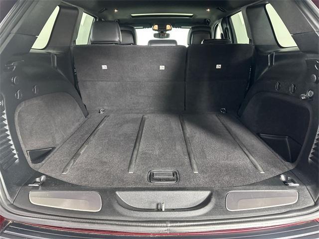 used 2017 Jeep Grand Cherokee car, priced at $15,995