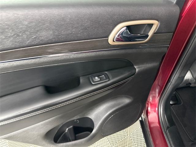used 2017 Jeep Grand Cherokee car, priced at $15,995