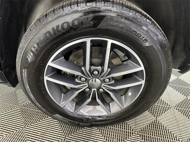 used 2017 Jeep Grand Cherokee car, priced at $15,995