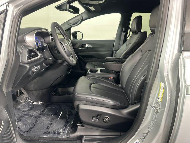 new 2026 Chrysler Pacifica car, priced at $47,000