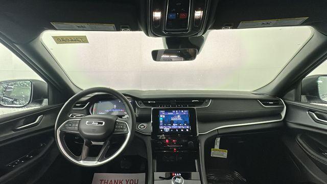 new 2026 Jeep Grand Cherokee car, priced at $44,985