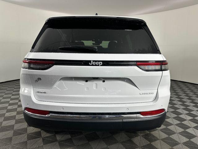 new 2026 Jeep Grand Cherokee car, priced at $44,985