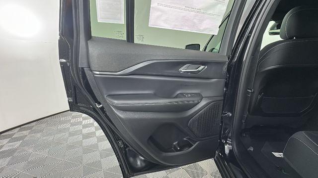 new 2026 Jeep Grand Cherokee car, priced at $45,055