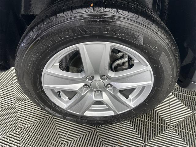 used 2022 Jeep Compass car, priced at $21,995