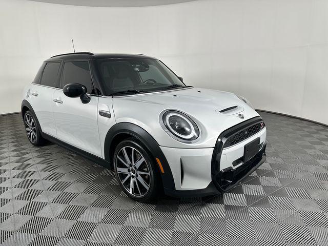 used 2023 MINI Hardtop car, priced at $21,712