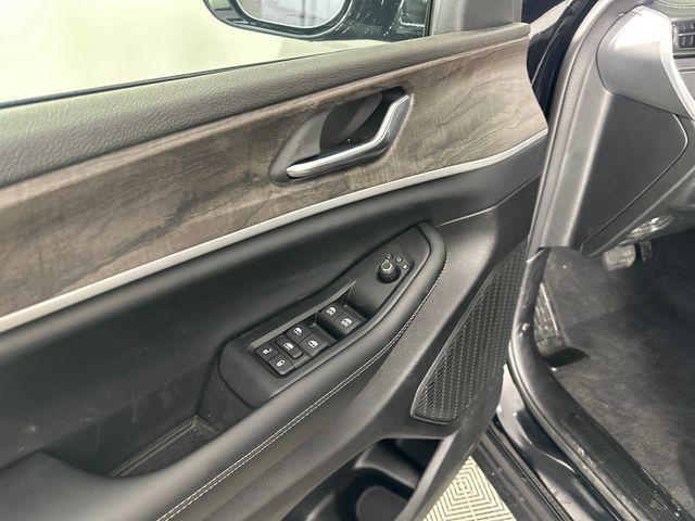 new 2026 Jeep Grand Cherokee car, priced at $48,945