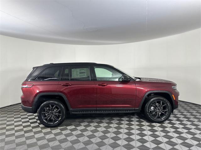 new 2025 Jeep Grand Cherokee car, priced at $49,763