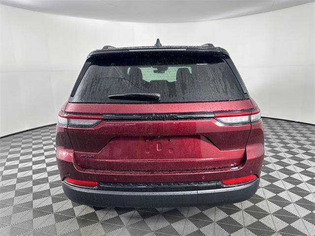 new 2025 Jeep Grand Cherokee car, priced at $49,763