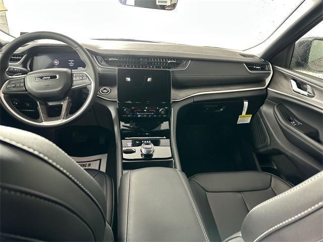 new 2025 Jeep Grand Cherokee car, priced at $49,763