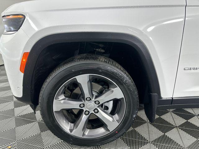 new 2026 Jeep Grand Cherokee car, priced at $52,330