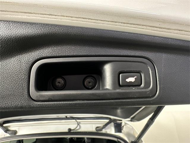 used 2022 Honda Pilot car, priced at $25,995