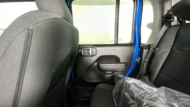 new 2026 Jeep Gladiator car, priced at $51,115