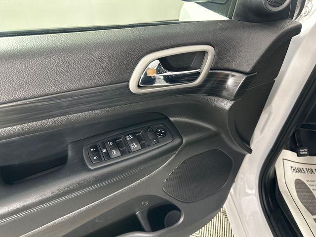 used 2020 Jeep Grand Cherokee car, priced at $21,940