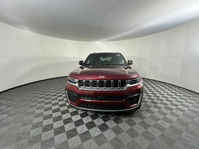 new 2026 Jeep Grand Cherokee car, priced at $48,429