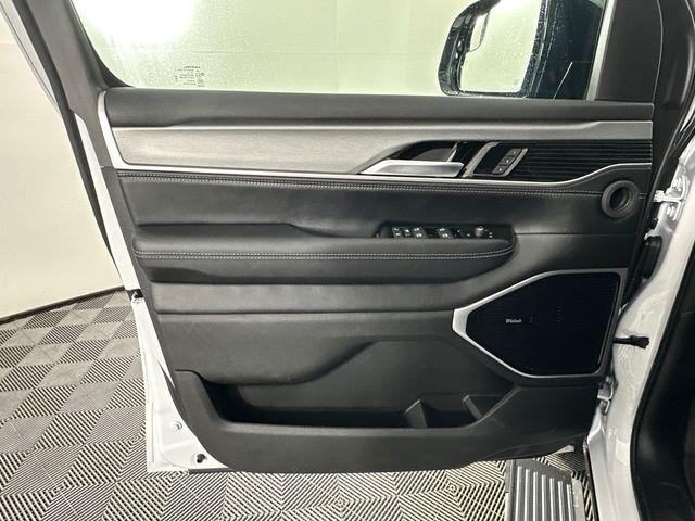 new 2026 Jeep Grand Wagoneer L car, priced at $84,612