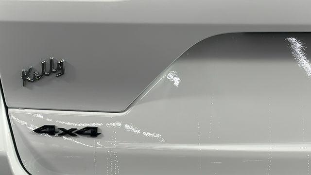 new 2025 Jeep Grand Cherokee car, priced at $40,995