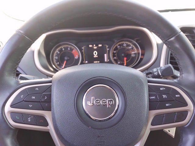 used 2017 Jeep Cherokee car