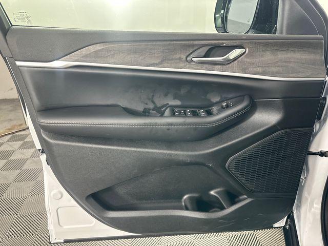 new 2026 Jeep Grand Cherokee car, priced at $47,430