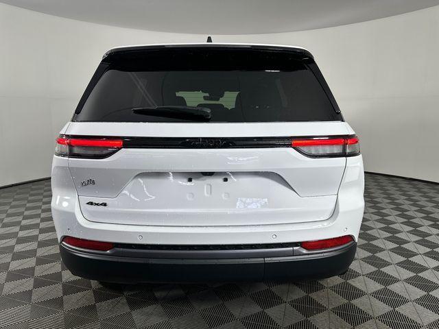 new 2026 Jeep Grand Cherokee car, priced at $48,350