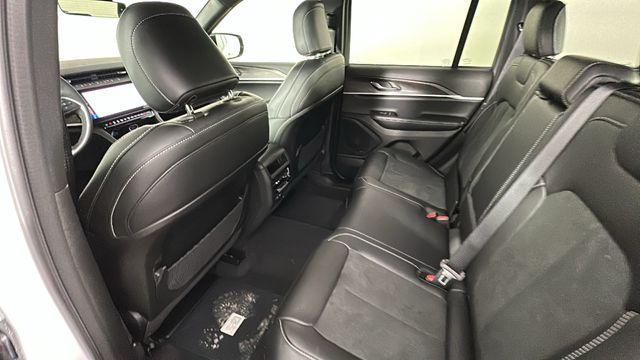 new 2026 Jeep Grand Cherokee car, priced at $48,350