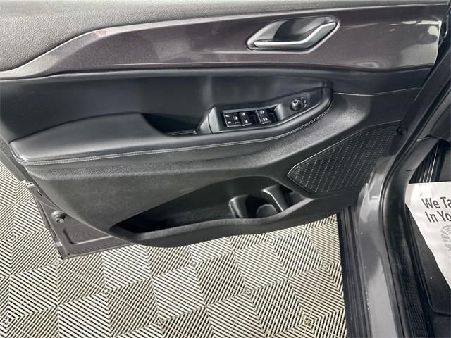 used 2023 Jeep Grand Cherokee car, priced at $34,995