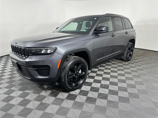 used 2023 Jeep Grand Cherokee car, priced at $34,995