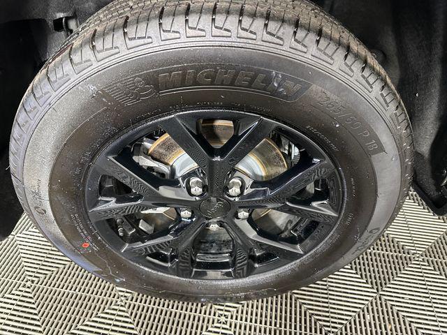 new 2026 Jeep Grand Cherokee car, priced at $42,882