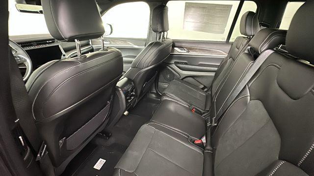 new 2026 Jeep Grand Cherokee L car, priced at $45,703