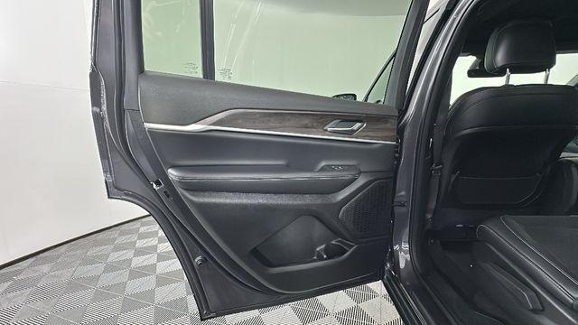 new 2026 Jeep Grand Cherokee L car, priced at $45,703