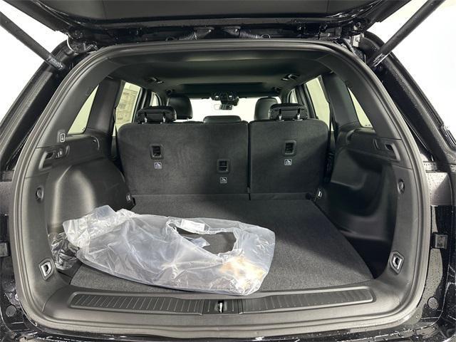 new 2025 Jeep Grand Cherokee car, priced at $42,499