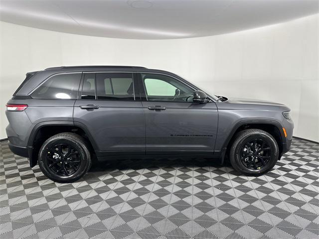 new 2026 Jeep Grand Cherokee car, priced at $48,632