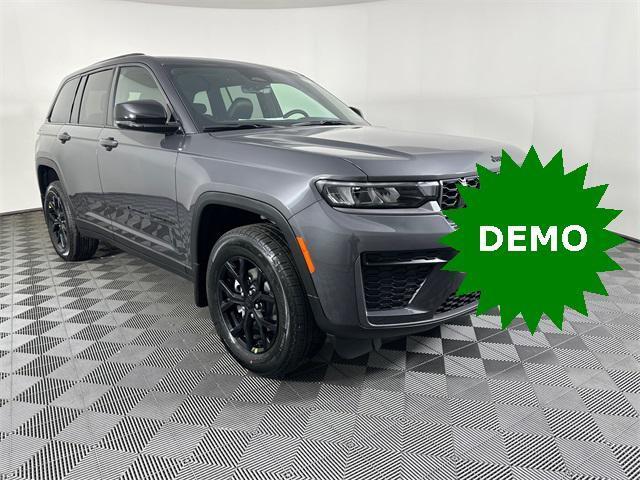 new 2026 Jeep Grand Cherokee car, priced at $48,132