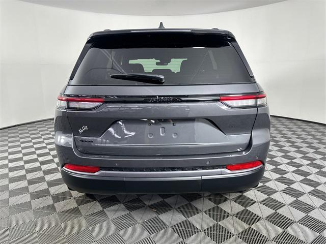 new 2026 Jeep Grand Cherokee car, priced at $48,632