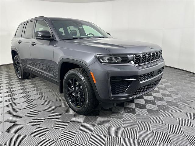 new 2026 Jeep Grand Cherokee car, priced at $48,632