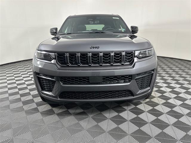 new 2026 Jeep Grand Cherokee car, priced at $48,632