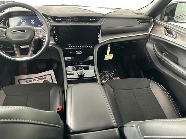 new 2026 Jeep Grand Cherokee car, priced at $48,632