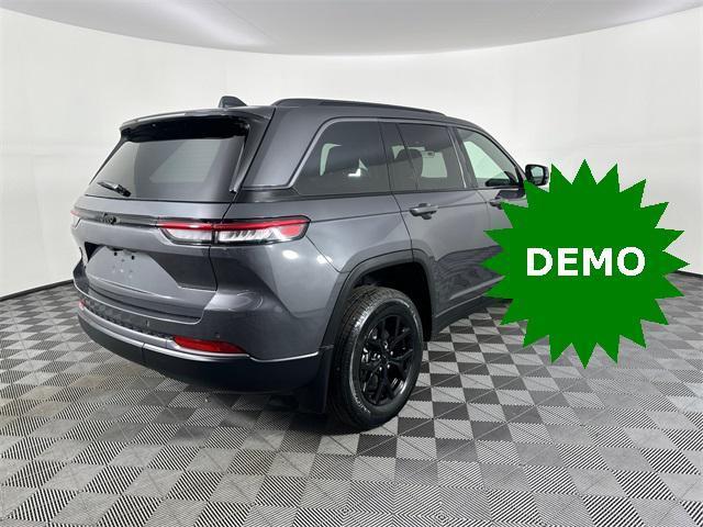 new 2026 Jeep Grand Cherokee car, priced at $48,132
