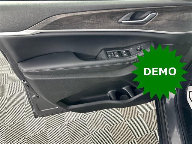 new 2026 Jeep Grand Cherokee car, priced at $48,132