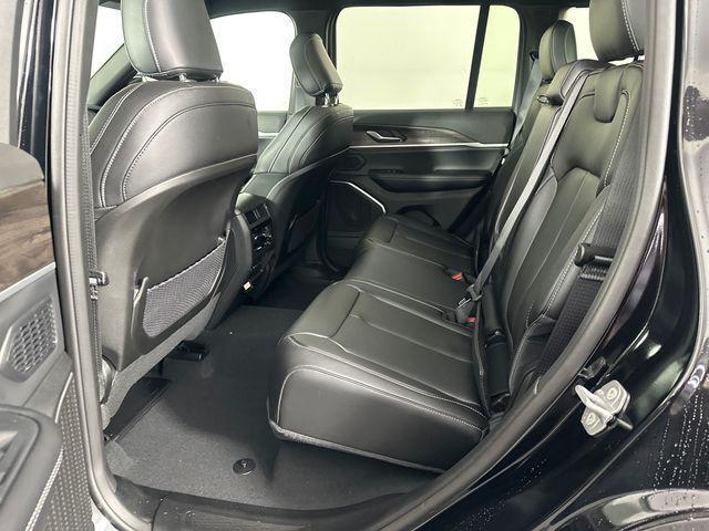 new 2026 Jeep Grand Cherokee car, priced at $44,242