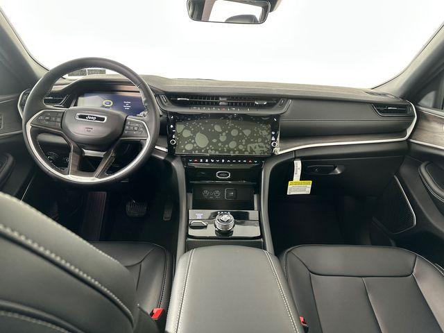 new 2026 Jeep Grand Cherokee car, priced at $49,055