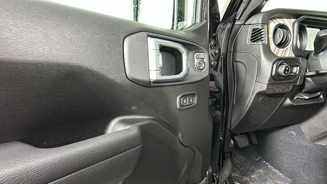 new 2026 Jeep Gladiator car, priced at $48,969